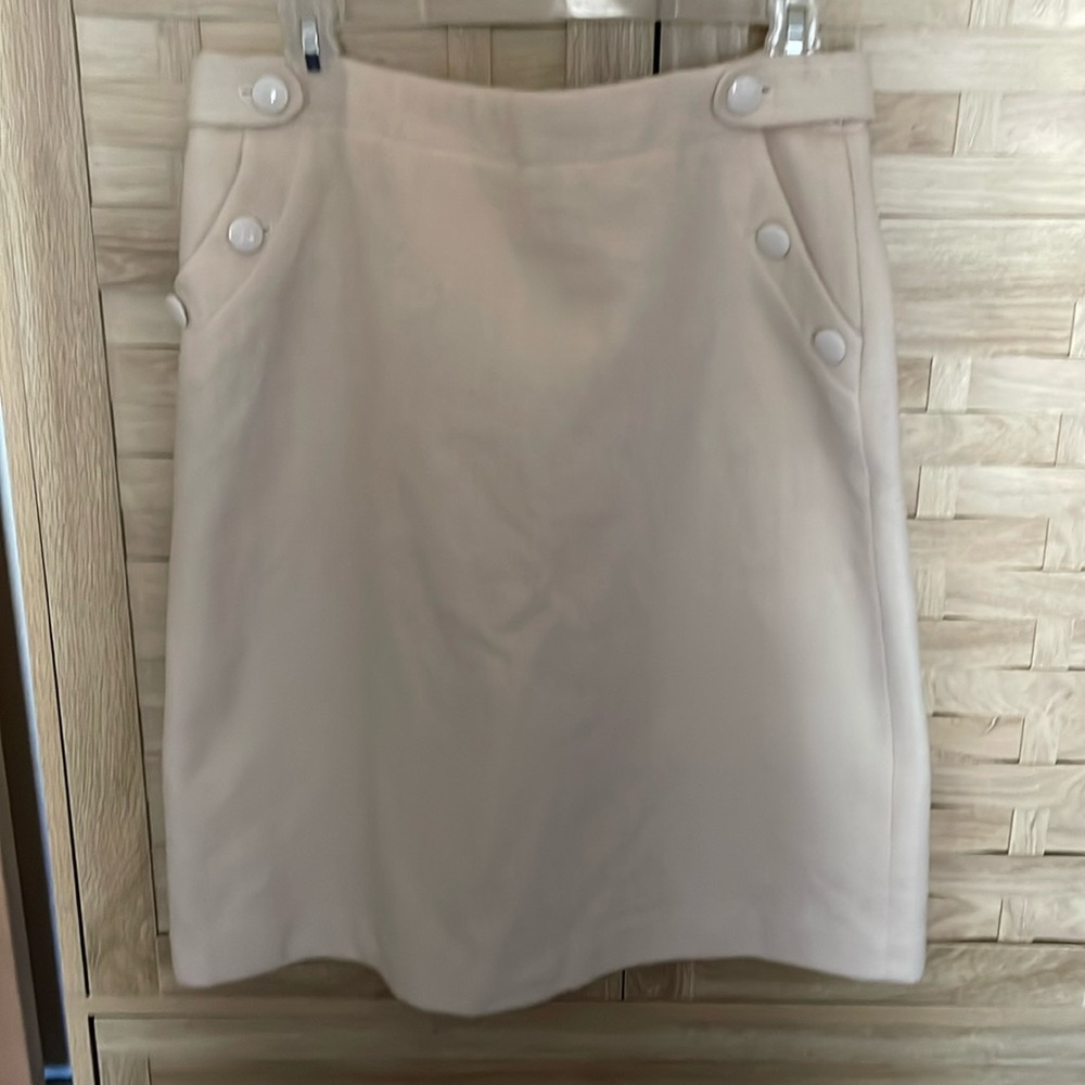 NWOT J. Crew fully lined wool/polyamide/cashmere two pocket skirt, cream, Size 8